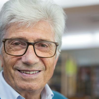 Portrait of a friendly and calm woman, the practice guide Olga Zarichna.